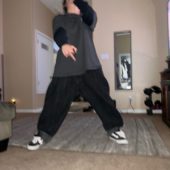 Meet your Posher, Anthony - Picture 1 of 1